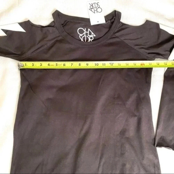 NWT CHASER Cold Shoulder Lightning Shirt - Picture 9 of 13